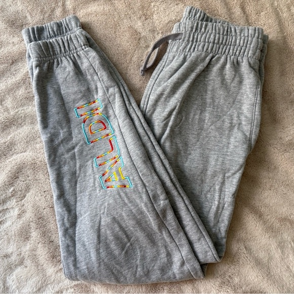 ALDI Gear 2024 Jogger Sweatpants Grey Embroidered Size M - Picture 7 of 10